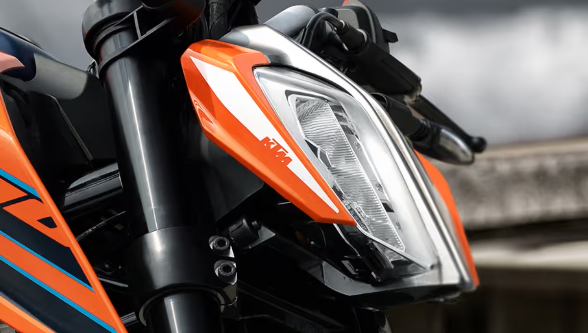 KTM 200 Duke: 1.97 लाख में जानिए सुपरमोटो ABS और शानदार सस्पेंशन के फायदे