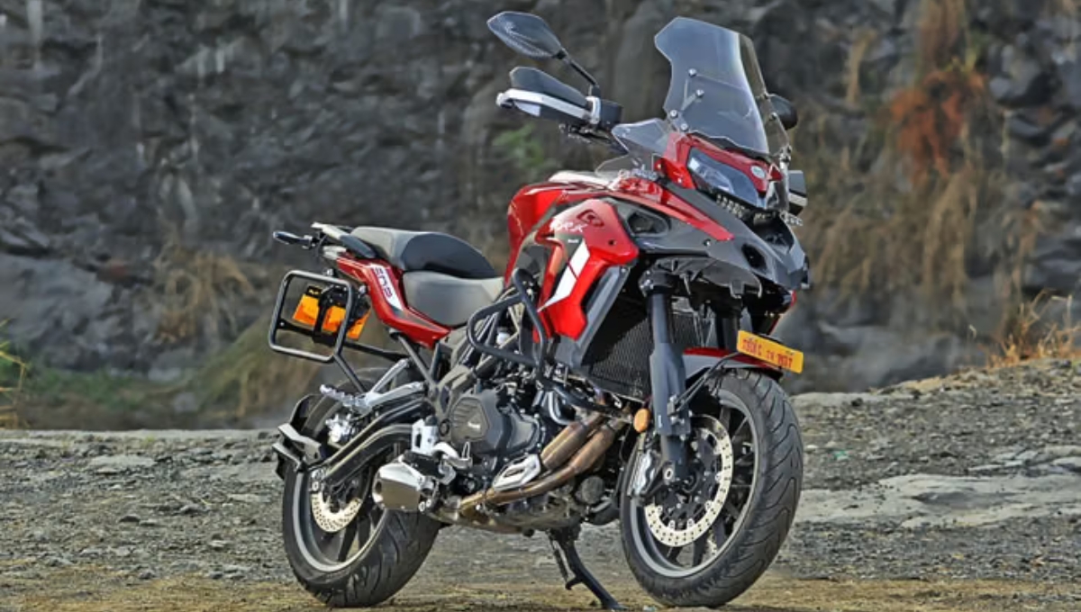 500cc ताकत, 46.8 bhp की दमदार परफॉर्मेंस Benelli TRK 502X सिर्फ ₹6.85 लाख में