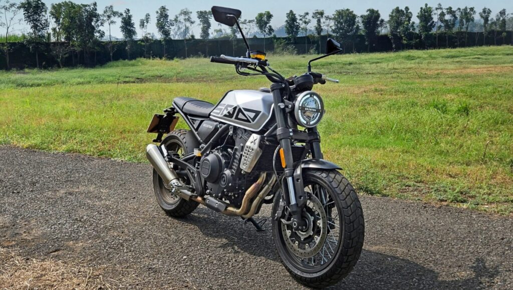 Brixton Motorcycles Crossfire 500 X: रॉयल लुक, 486cc पावर और 5.50 लाख की कीमत में धमाका