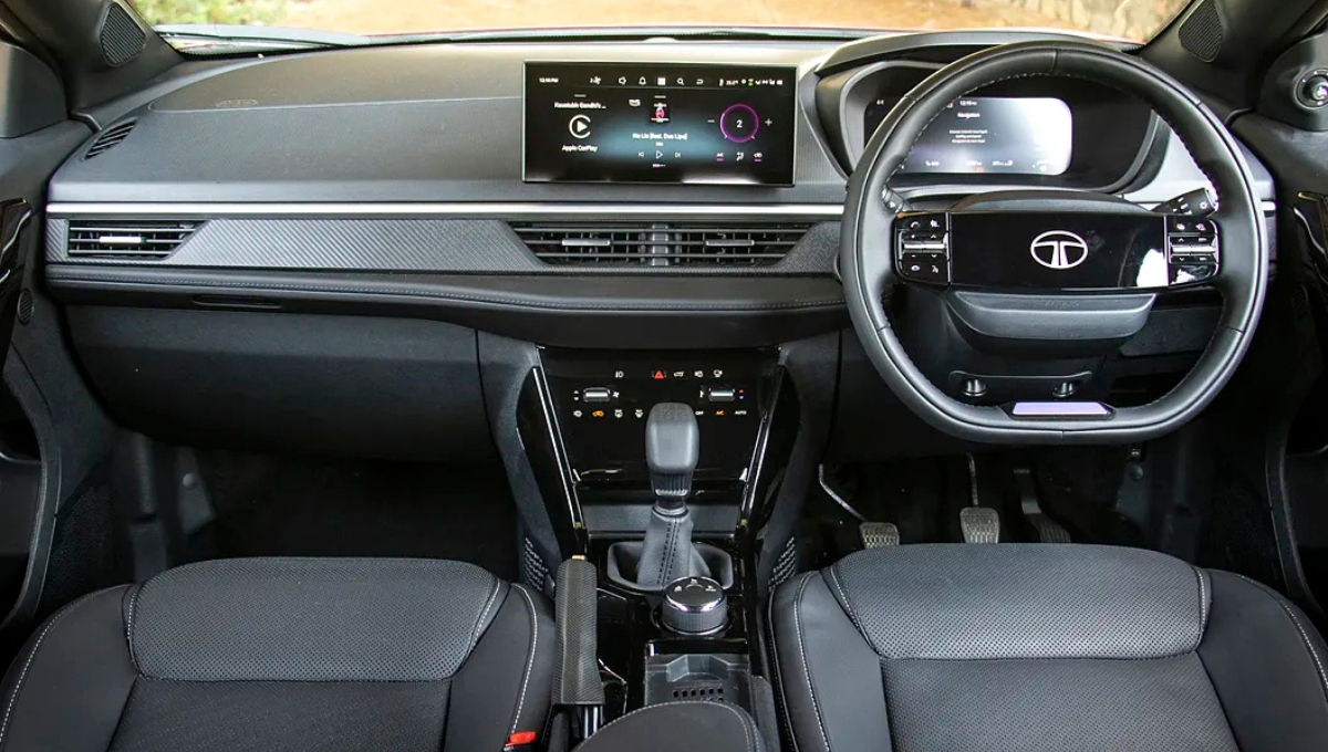 8 लाख की कीमत में Tata Nexon 24 kmpl माइलेज, 10.24 इंच टचस्क्रीन और सनरूफ फीचर