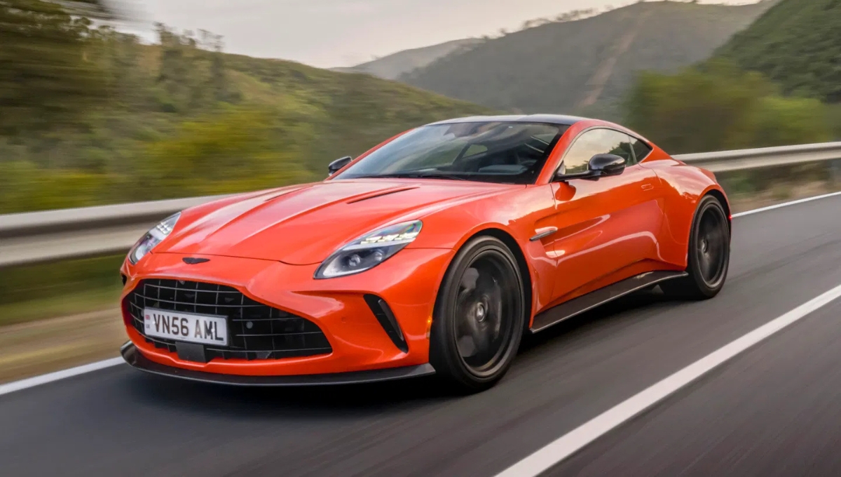 Aston Martin Vantage: की कीमत 3.99 करोड़ से शुरू, जानिए इसके दमदार फीचर्स