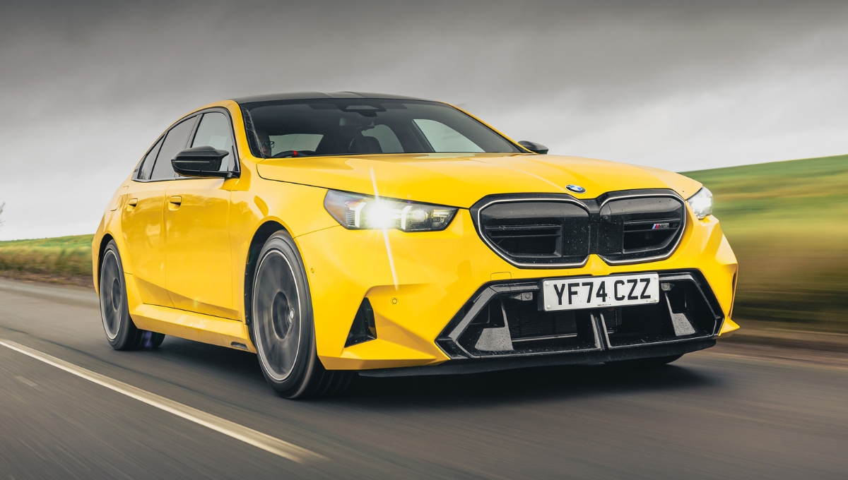 BMW M5: 1.70 करोड़ में प्लग-इन हाइब्रिड सेडान, 717bhp पावर और 5-स्टार सेफ्टी