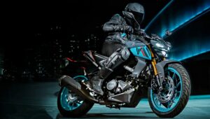 Yamaha MT 15 V2: की कीमत 1.68 लाख, युवाओं की पहली पसंद, अब और भी दमदार फीचर्स के साथ