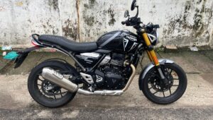 ₹2.46 लाख की दमदार Triumph Speed 400 के साथ मिले ₹7,600 की फ्री एक्सेसरीज़ स्टाइल, परफॉर्मेंस और प्रीमियम लुक का परफेक्ट कॉम्बो