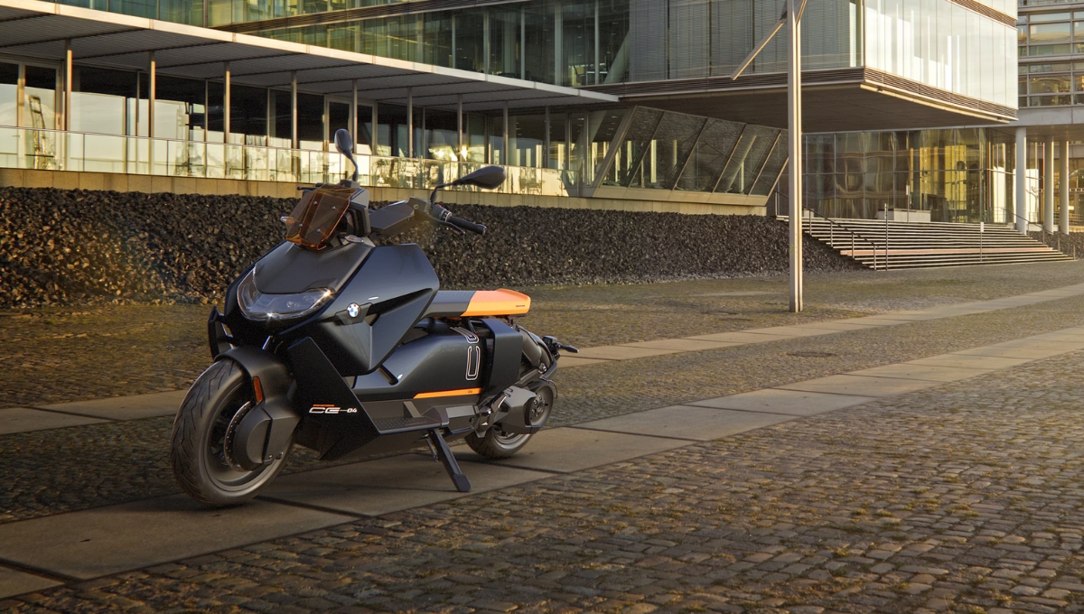 BMW CE04