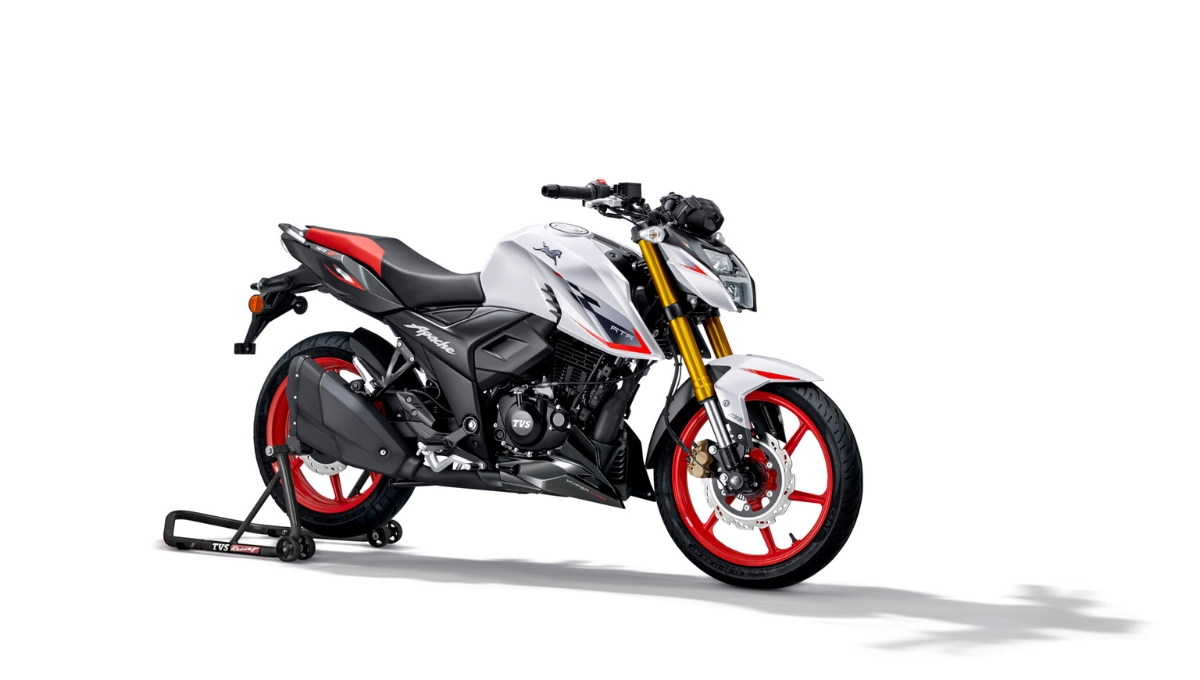 Apache RTR 160 4V