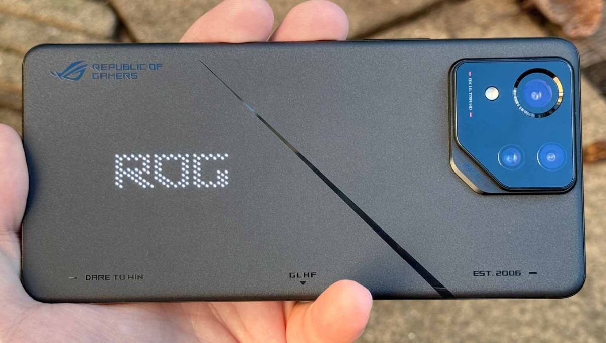 ROG Phone 8 Pro