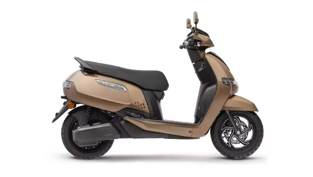 TVS iQube: शानदार इलेक्ट्रिक स्कूटर सिर्फ 1.17 लाख में, जानें दमदार फीचर्स