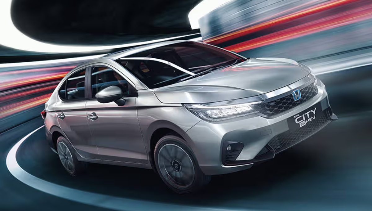 Honda City Hybrid: जबरदस्त 27 kmpl माइलेज, लग्ज़री फीचर्स और 18.89 लाख की कीमत
