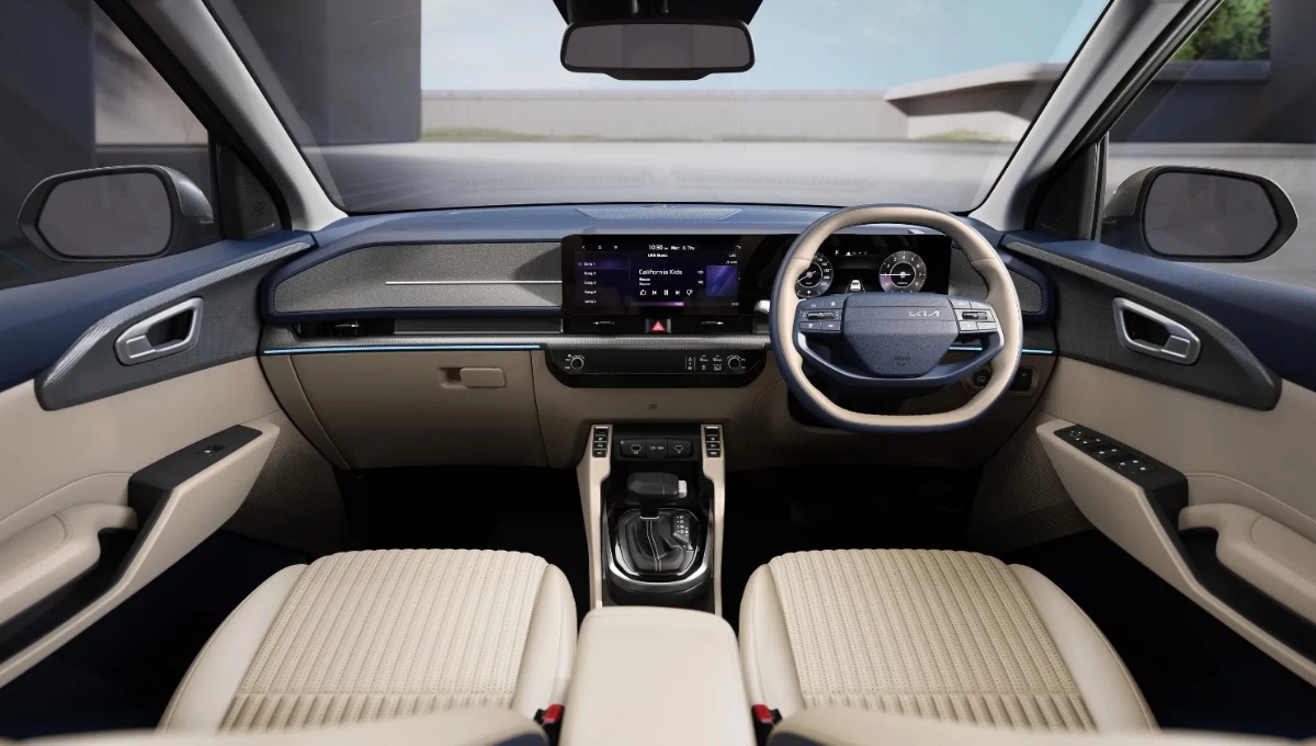 Kia Carens Clavis 2025: 157 bhp पावर, 7-स्पीड DCT और एडवांस सेफ्टी फीचर्स