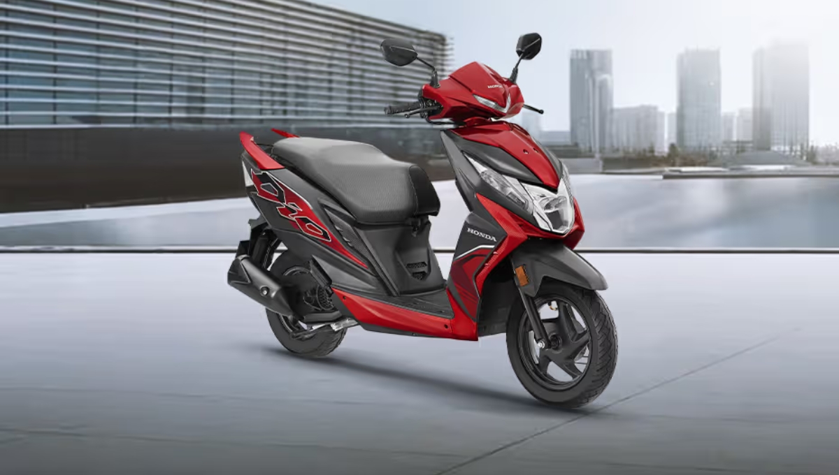 Honda Dio 2025: 109cc दमदार इंजन, डिजिटल क्लस्टर और 83 kmph टॉप स्पीड, कीमत ₹74,235 से शुरू
