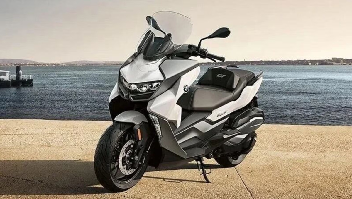 BMW C 400 GT: ₹10.40 लाख का लग्ज़री स्कूटर, 350cc इंजन और 139 kmph टॉप स्पीड