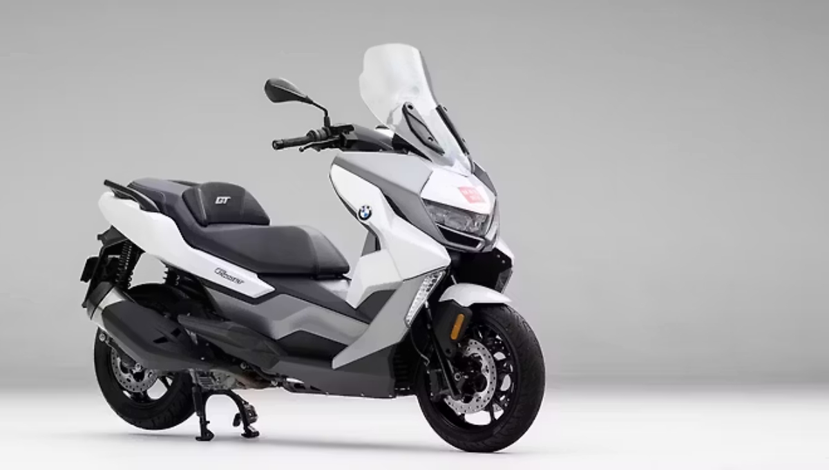 BMW C 400 GT: ₹10.40 लाख का लग्ज़री स्कूटर, 350cc इंजन और 139 kmph टॉप स्पीड