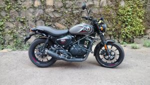 Royal Enfield Hunter 350: दमदार 349cc क्रूजर, 36.2 kmpl माइलेज और हाईटेक फीचर्स जानें कीमत
